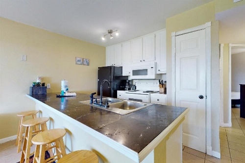 Seawall Condos image 33